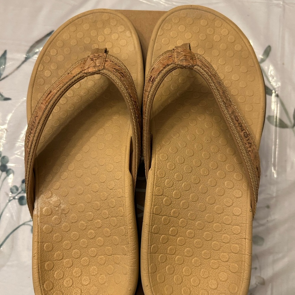 Vionic Tan Sandals for Women